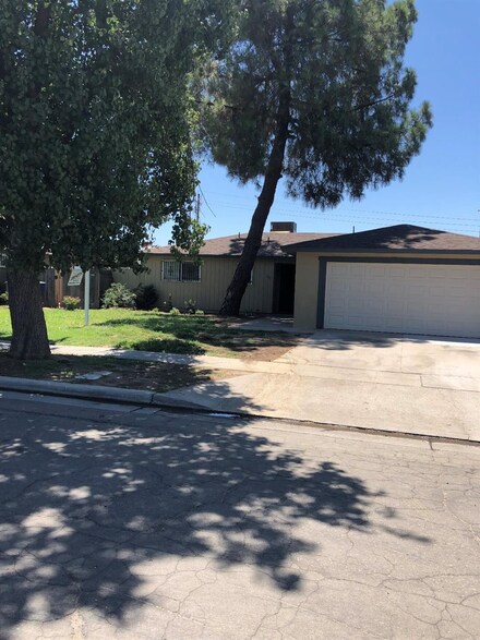 342 E Tower Ave, Fresno, CA 93706