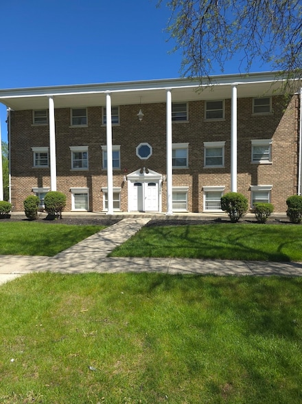 4052 Charleston Rd Unit 1E, Matteson, IL 60443