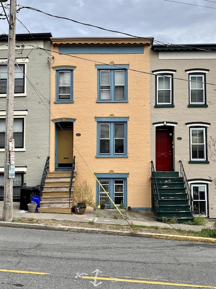 181 Eagle St, Albany, NY 12202
