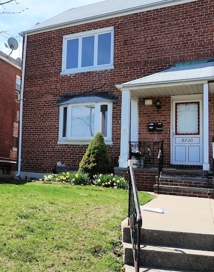 8720 Commonwealth Blvd, Bellerose, NY 11426