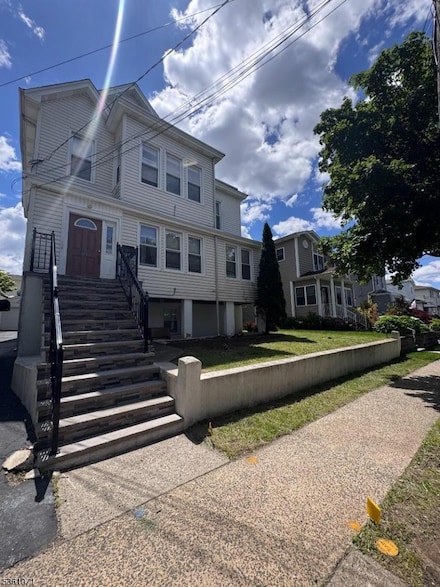549 1st St, Carlstadt, NJ 07072