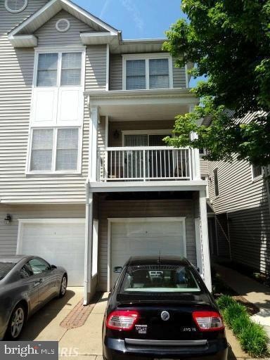 12858 Fair Briar Ln, Fairfax, VA 22033