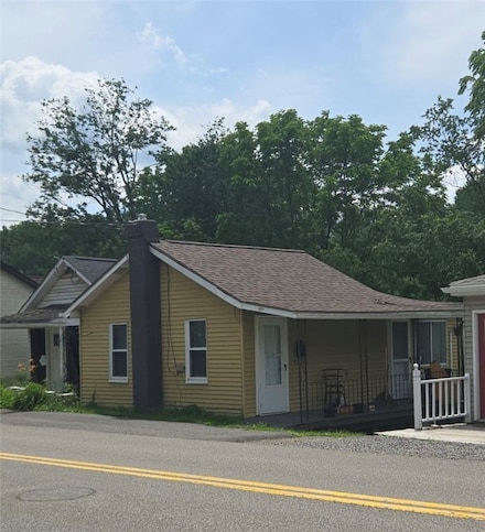 417 Valley St, McDonald, PA 15057