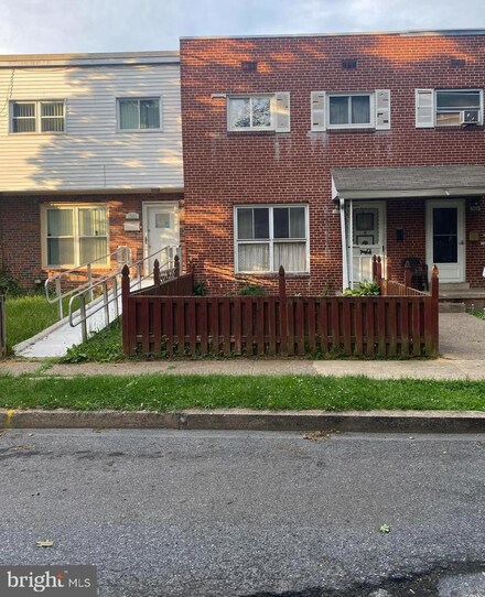 1527 S 12th St, Harrisburg, PA 17104