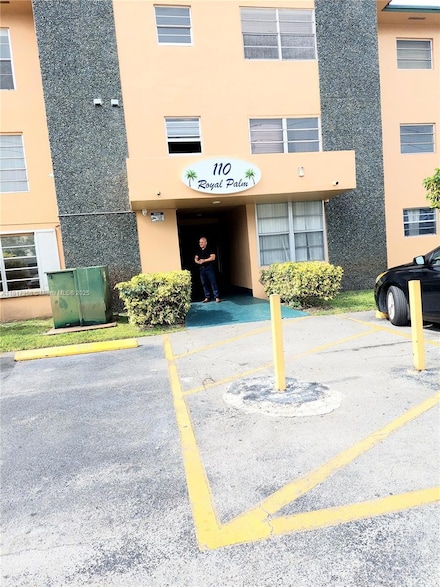110 Royal Palm Rd Unit 309, Hialeah, FL 33016