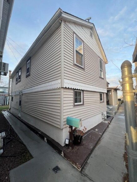 15 Schuyler Terrace, Bronx, NY 10465