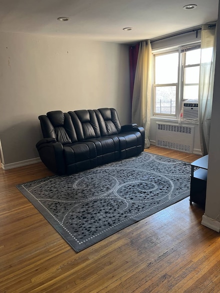 387 Ave S Unit 4E, Gravesend, NY 11223