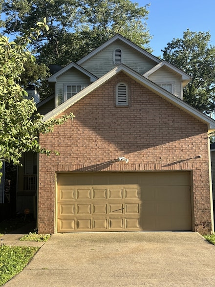 5929 Colchester Dr, Hermitage, TN 37076