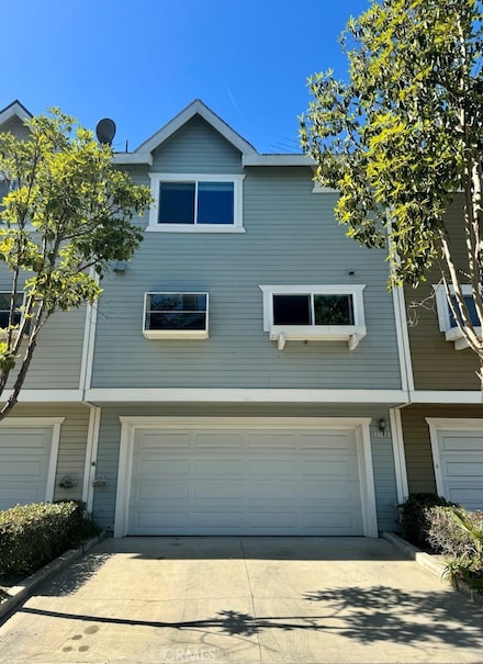 13053 Springarden Ln, Westminster, CA 92683