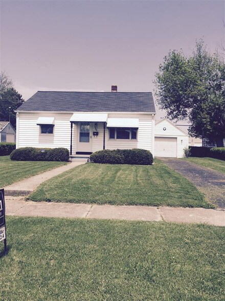 1740 W 9th St, Marion, IN 46953