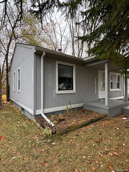 19372 Woodbine St, Detroit, MI 48219