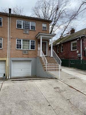 256 Leland Ave, Bronx, NY 10473