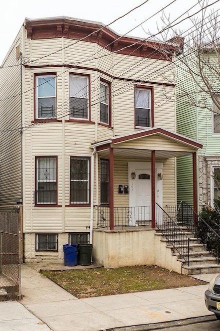 193 Dwight St, Jersey City, NJ 07305