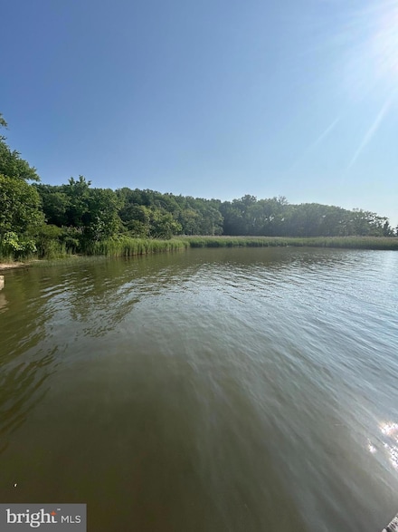 984 Seneca Park Rd, Middle River, MD 21220