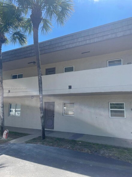 2900 Fiore Way Unit 1080, Delray Beach, FL 33445