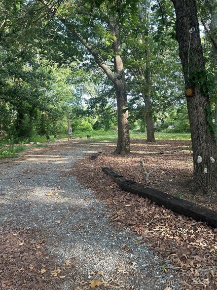 217 Rd, Mooresboro, NC 28114