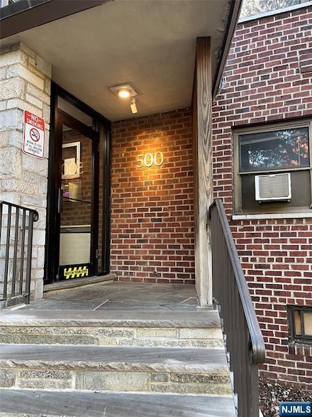 500 Linwood Dr Unit 4H, Fort Lee, NJ 07024