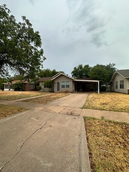 1718 Sandefer St, Abilene, TX 79603
