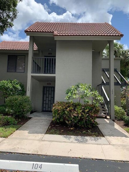 5750 Fairway Park Ct Unit 2040, Boynton Beach, FL 33437
