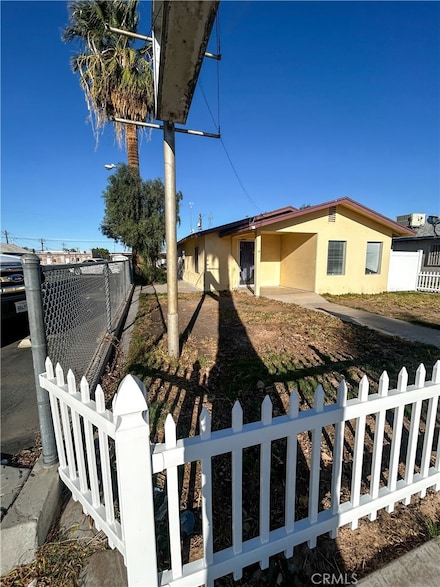 155 N 1st St, Blythe, CA 92225