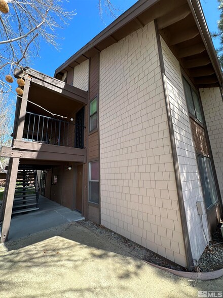 1465 E Peckham Ln Unit 56, Reno, NV 89502