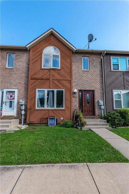 144 Cornerstone Place, Whitehall, PA 18052