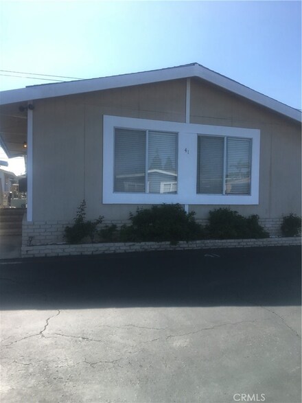 327 W Wilson St Unit 41, Costa Mesa, CA 92627