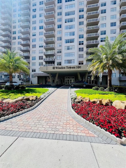 250 174th St Unit 317, Sunny Isles Beach, FL 33160