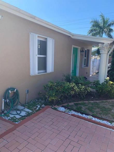 441 NW 14th Way, Fort Lauderdale, FL 33311