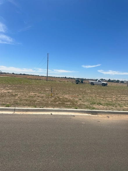 216 Joliet Ave, Levelland, TX 79336