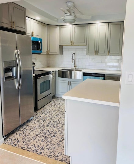9370 SW 8th St Unit 3230, Boca Raton, FL 33428