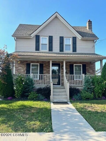 1145 6th Ave, Berwick, PA 18603