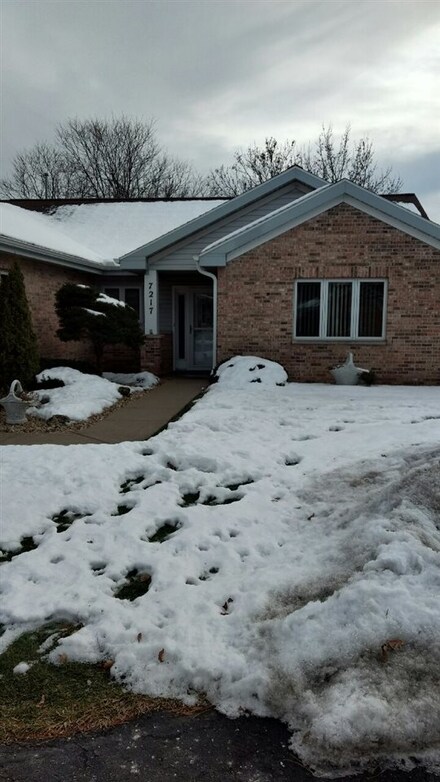 7217 Saukdale Dr, Madison, WI 53717