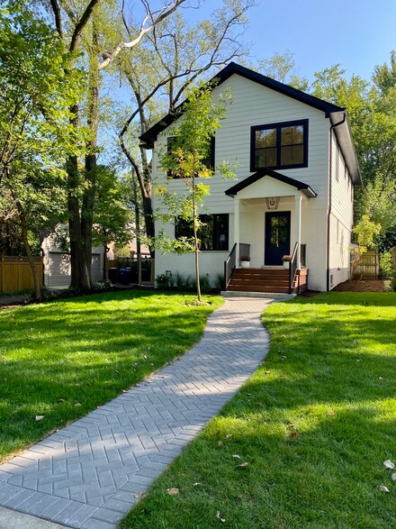 3312 Colfax Place, Evanston, IL 60201