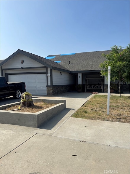 13841 Cobblestone Ct, Fontana, CA 92335