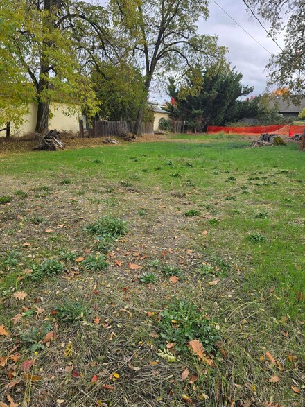 2625 Redwood Ave, Grants Pass, OR 97527
