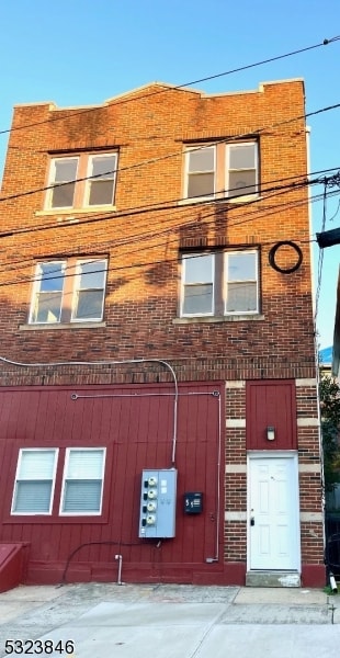 51 Myrtle Ave, Newark, NJ 07107