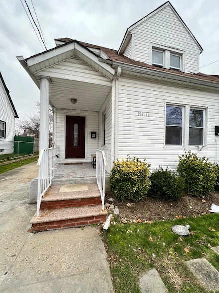 194-44 115th Dr Unit 1, Jamaica, NY 11412