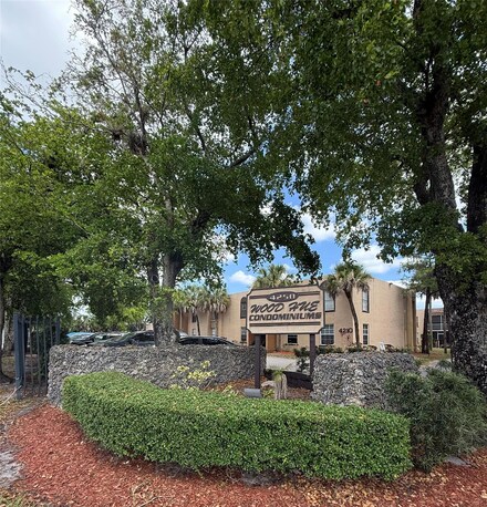 4221 NW 19th St Unit 276, Lauderhill, FL 33313
