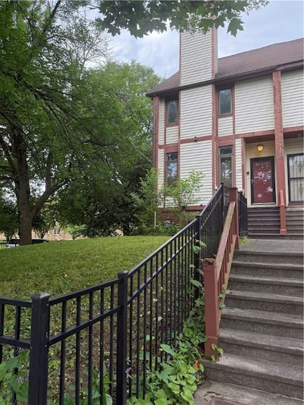 124 Adams St, Rochester, NY 14608