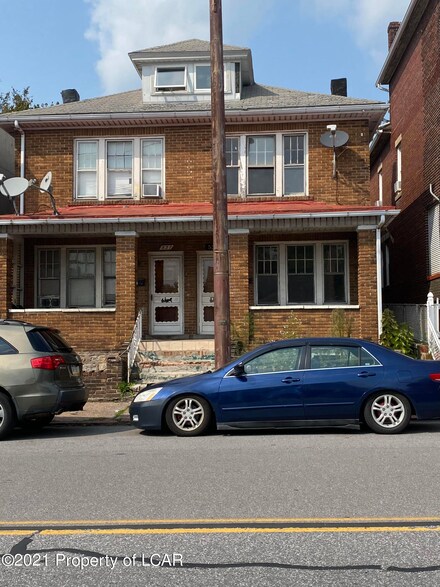 537 E Diamond Ave, Hazleton, PA 18201
