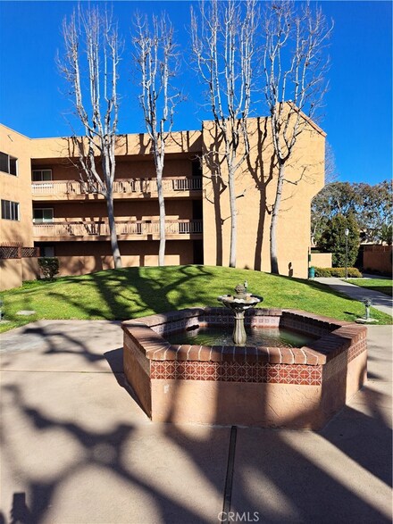 6600 Warner Ave Unit 150, Huntington Beach, CA 92647