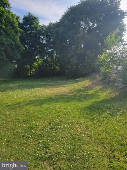 300 Stella St, Wormleysburg, PA 17043