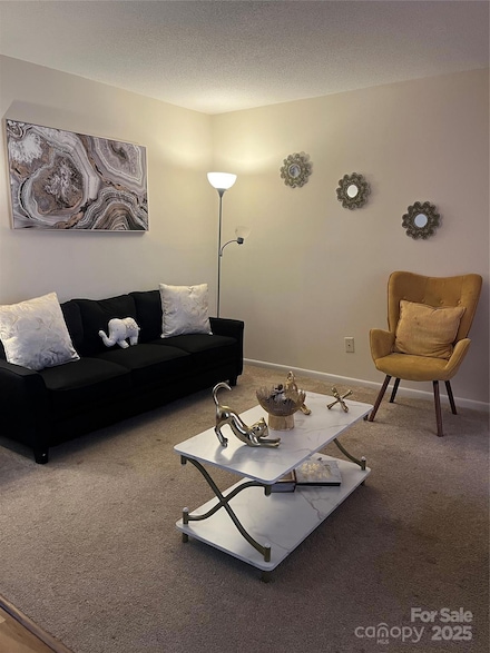 7122 Stonington Ln, Charlotte, NC 28227