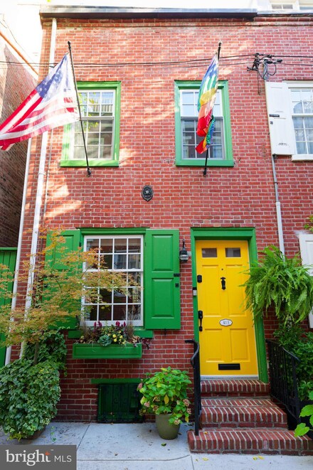 413 S Iseminger St, Philadelphia, PA 19147