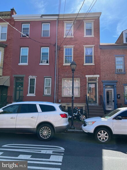 347 S 5th St, Reading, PA 19602