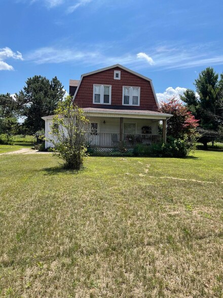 2957 Belding Rd, Orleans, MI 48865
