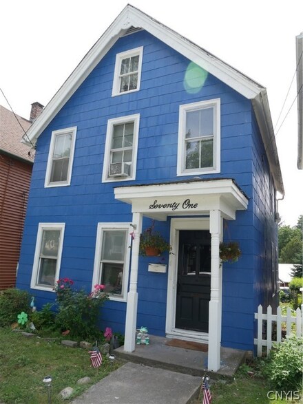 71 Burch St, Little Falls, NY 13365