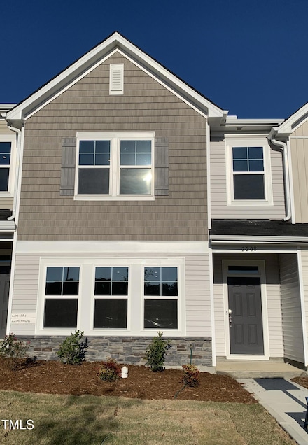2208 Kasota Ln, Raleigh, NC 27610