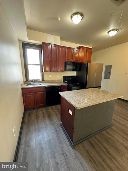 1812 W Montgomery Ave, Philadelphia, PA 19121